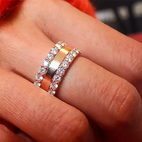 diamond rings from the diamond dealer