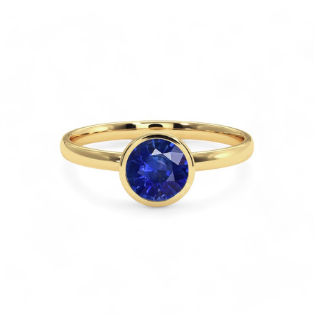 Solitaire Ring Chloe mit natürlichem Saphir