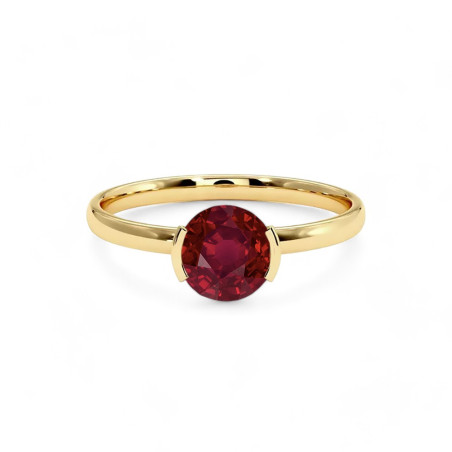 Solitaire Reine Ring with Natural Ruby