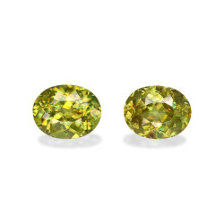 OVAL-cut Sphene Lime Green...
