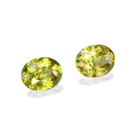 钛鈦矿 taille 椭圆形 青柠绿 3.97 carats