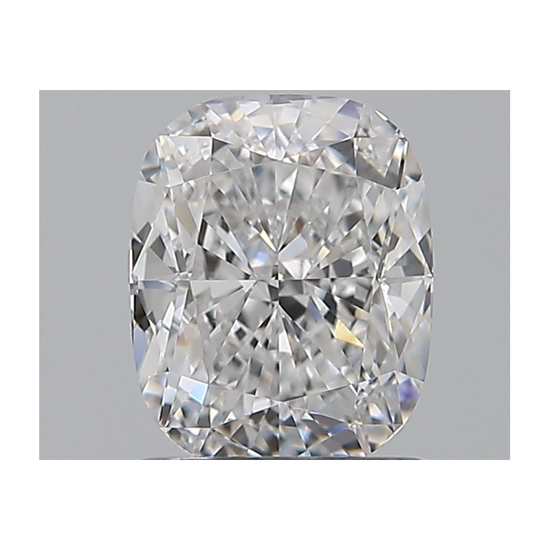 الماسة على شكل وسادة بوزن 1.2 قيراط