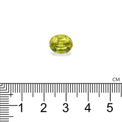 Ovale geslepen Lime Green Sphene van 3,40 karaat