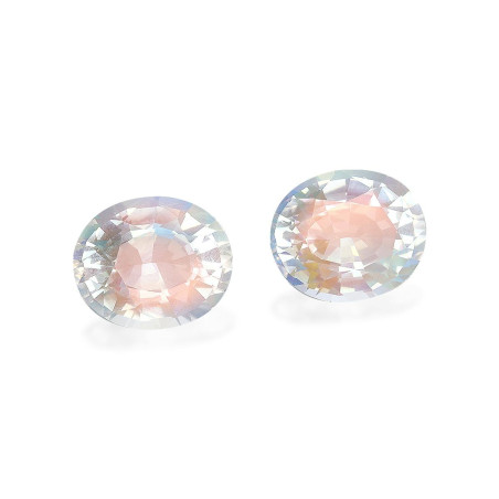 OVAL-cut rainbow moonstone  6.83 carats