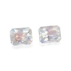 rainbow moonstone الحجم مستطيلي أبيض 6.48 