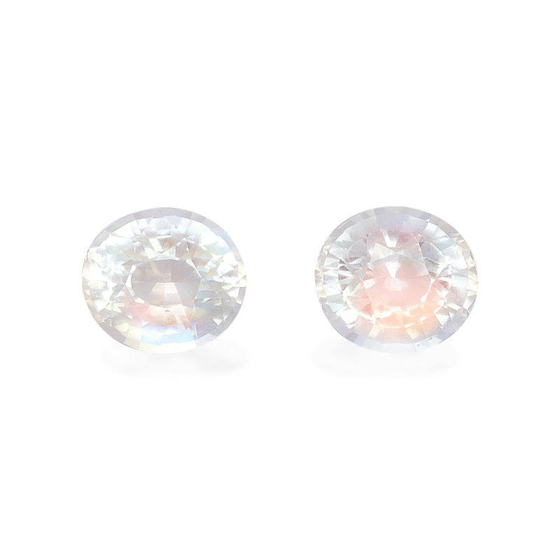 ovaalvormige witte regenboog maansteen van 3,23 karaat