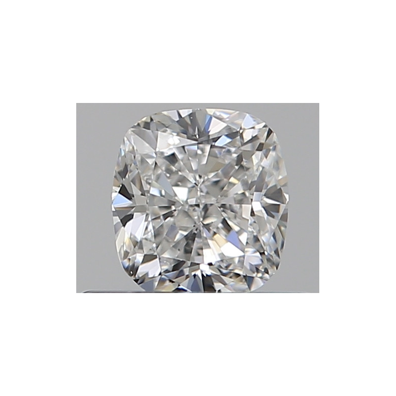 الماس على شكل وسادة بوزن 0.46 قيراط