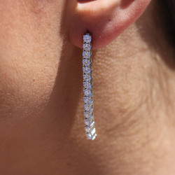 Single-Row Diamond Drop Earrings in 18K Gold | Celinni