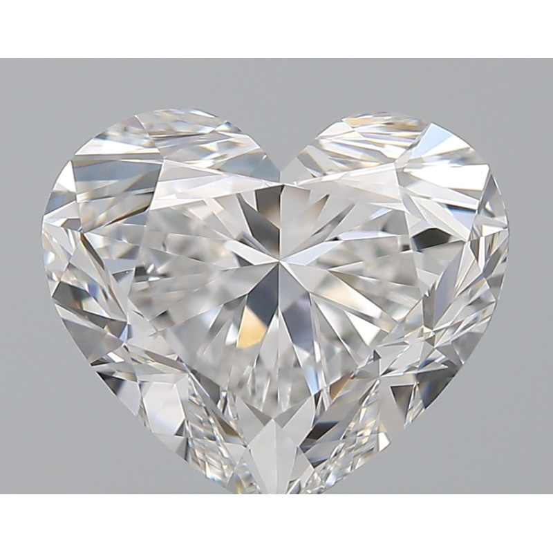 الماس على شكل قلب بوزن 1.73 قيراط