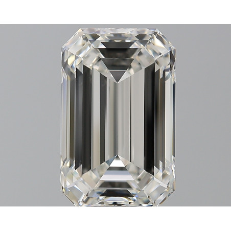 الماس على شكل زمرد بوزن 8.01 قيراط