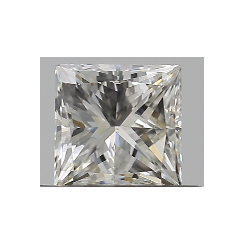 الماسة بشكل أميرة بوزن 0.4 قيراط