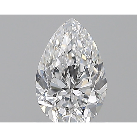 الماس على شكل كمثرى بوزن 0.7 قيراط