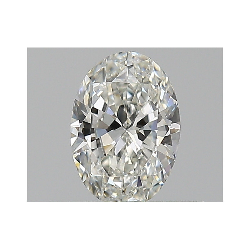 الماس على شكل بيضاوي بوزن 0.4 قيراط