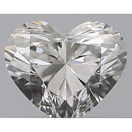 الماس على شكل قلب بوزن 0.33 قيراط