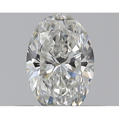 الماس على شكل بيضاوي بوزن 0.3 قيراط