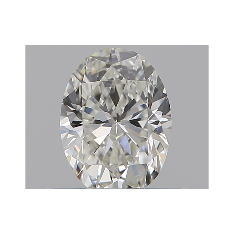 الماس على شكل بيضاوي بوزن 0.35 قيراط