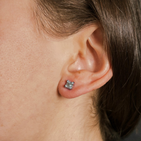 Vente Flash: Boucles d'oreilles Sora en or blanc 18 carats avec diamants naturels