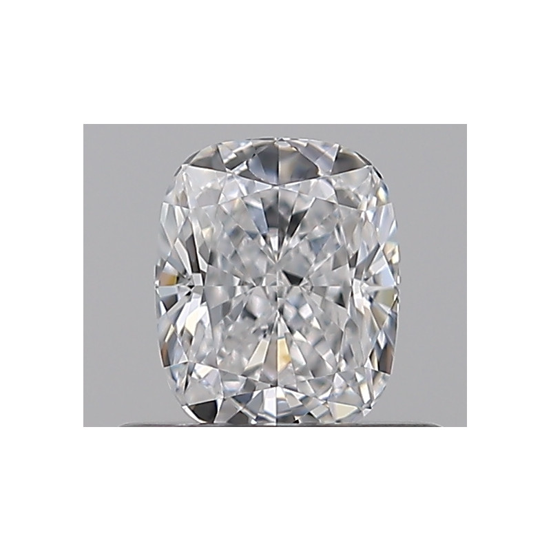 الماس على شكل وسادة بوزن 0.51 قيراط