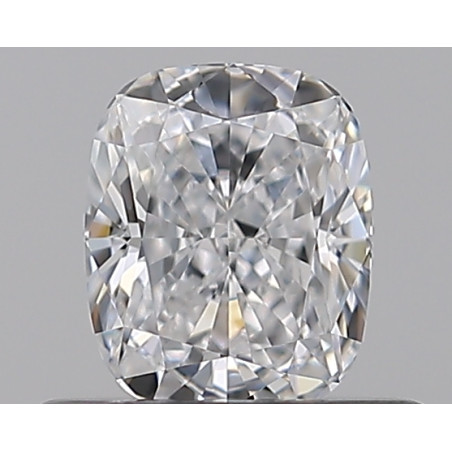 الماس على شكل وسادة بوزن 0.51 قيراط