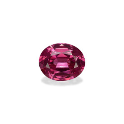 OVAL-cut rhodolite...