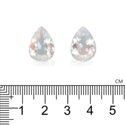 regenboog maansteen peervormig wit 12,61 karaat