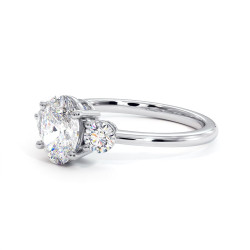 خاتم سوليتير ألماسة Promesse ثلاثي – بيضاوي ودائري l Celinni