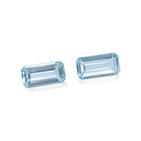 RECTANGULAR-cut Aquamarine  2.54 carats