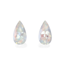 regenboog maansteen peervormig wit 13.06 karaat