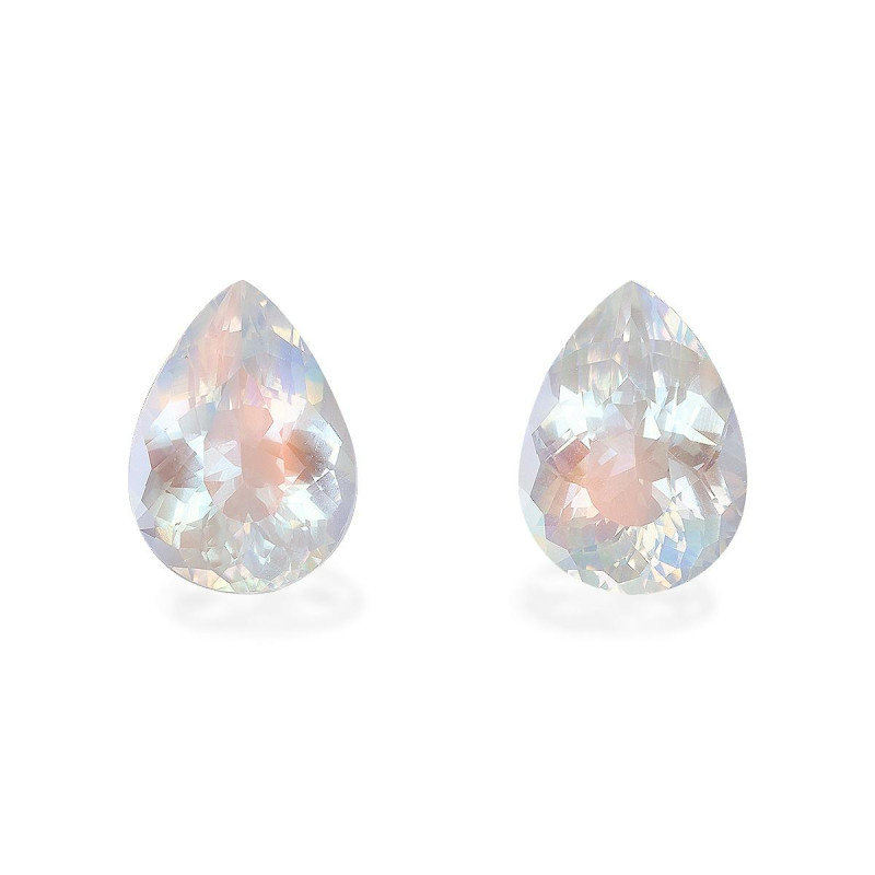 红碧榴石 taille 梨子 白色 6.93 carats