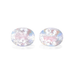 OVAL-cut rainbow moonstone...