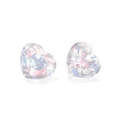 HEART-cut rainbow moonstone White 5.08 carats