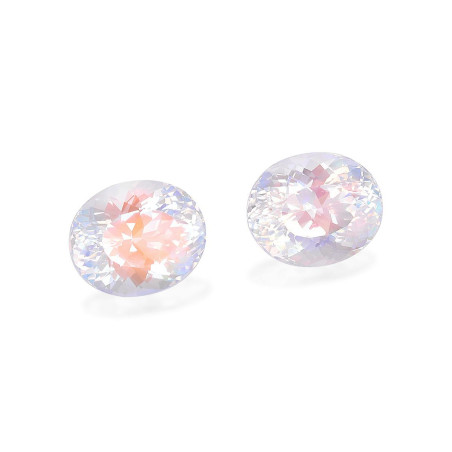OVAL-cut rainbow moonstone  7.32 carats