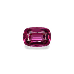 CUSHION-cut rhodolite...