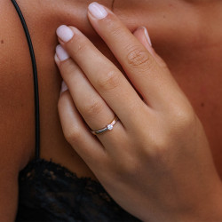 Anillo Grace – Oro de 18K y Diamante Natural | Celinni