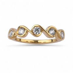 Georgia Ring – 18K Gold & Natural Diamonds l Celinni