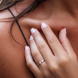 Garance Ring – 18K Gold and Natural Diamonds l Celinni