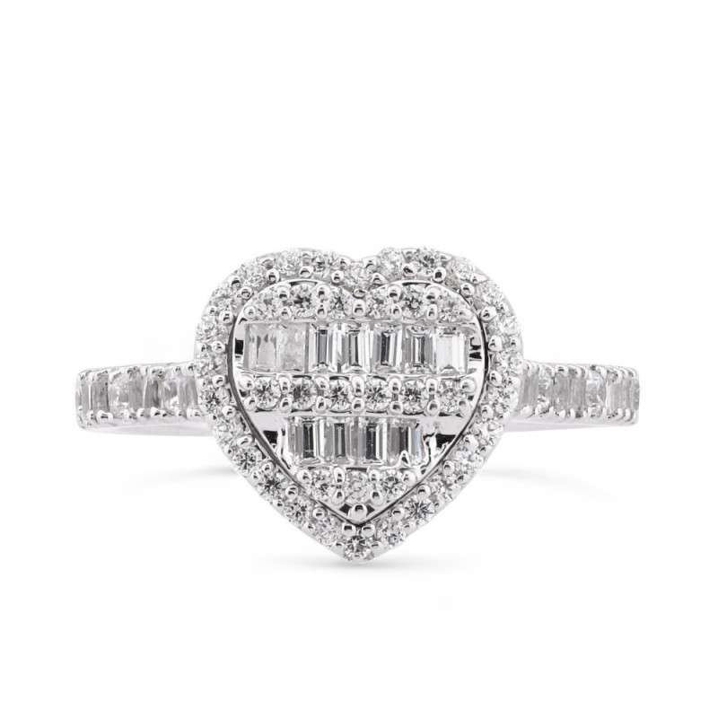 Dora Heart Ring in 18K Gold with Natural Diamonds