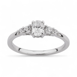 Catherine Ring – Trilogy 18K Gold and Natural Diamonds