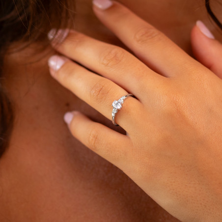 Catherine Trilogie Ring met Natuurlijke Diamanten in 18K Goud