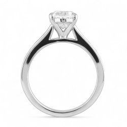 Carmen Engagement Ring | 18K Gold and Natural Diamonds