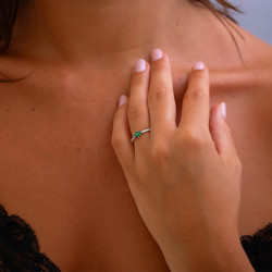 Anillo Esmeralda Lola – Oro de 18K y Diamantes Naturales