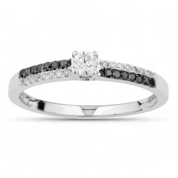 Anillo Diamantes Negros Ifigenia – Oro de 18K y Diamantes