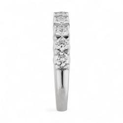 Gabrielle Ring – 18K Gold and Natural Diamonds l Celinni