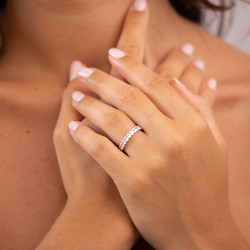 Gabrielle Ring – 18K Gold and Natural Diamonds l Celinni