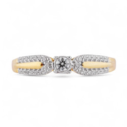 Anillo de compromiso...