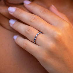 Jasmine Blue Sapphire Ring – 18K Gold and Natural Diamonds