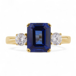 Anillo Zafiro Azul Karima – Oro de 18K y Diamantes Naturales