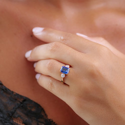 Anillo Zafiro Azul Karima – Oro de 18K y Diamantes Naturales