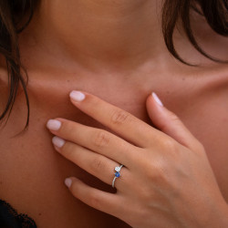 Anillo Zafiro Azul Toi et Moi Kahina – Oro de 18K Celinni