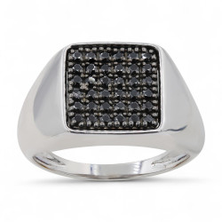 Isadora Black Diamond Ring – 18K Gold and Natural Diamonds
